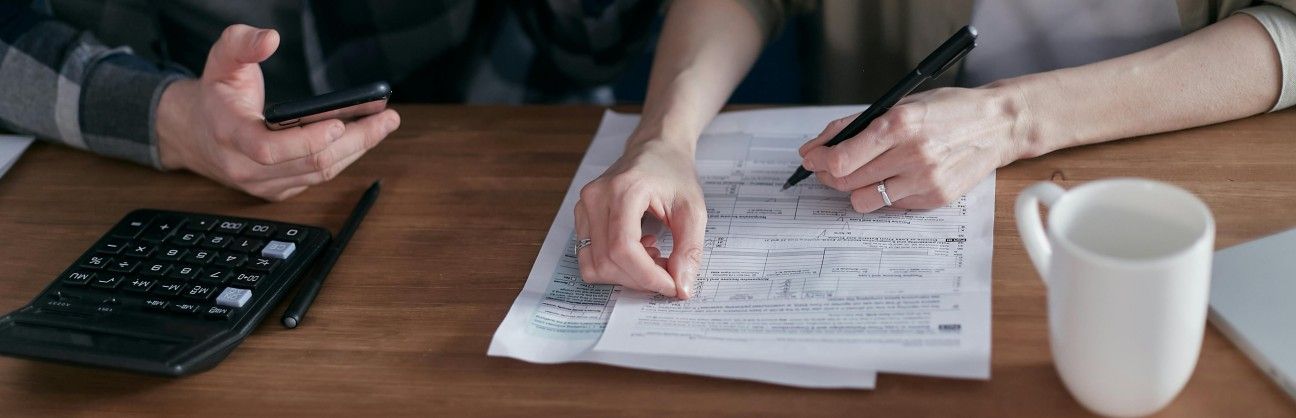 Image representation of Creative Splits as a payment solution for any industry business.